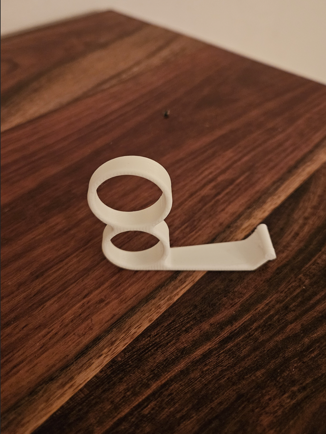 Finger Phone Holder / Stand